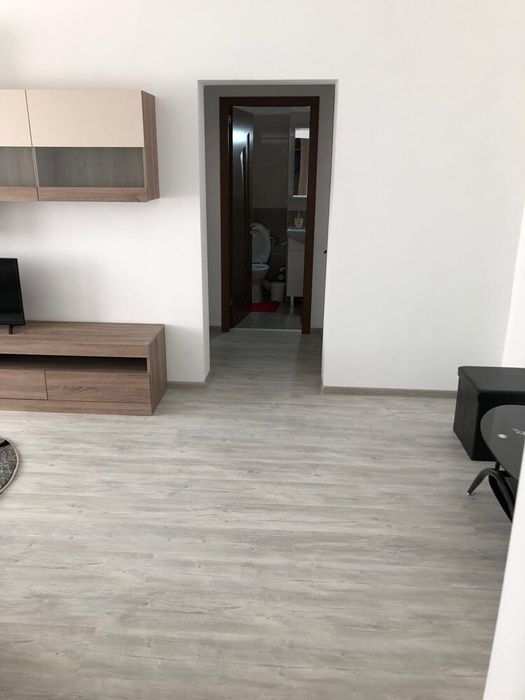 Închiriez apartament regim hotelier