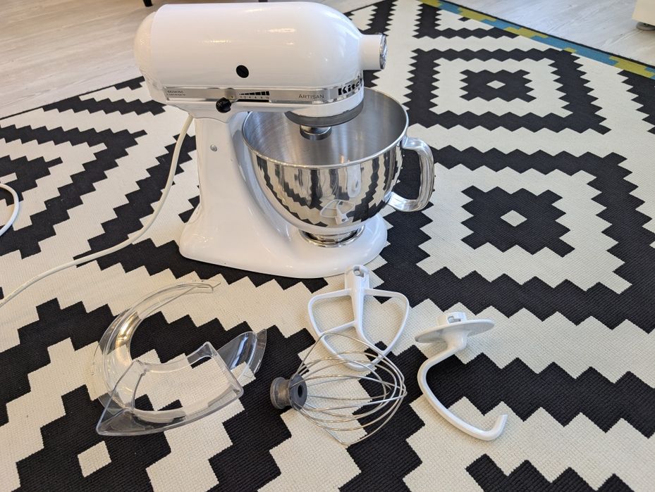 Mixer cu bol KitchenAid Artisan 4.8 l, model 150 White