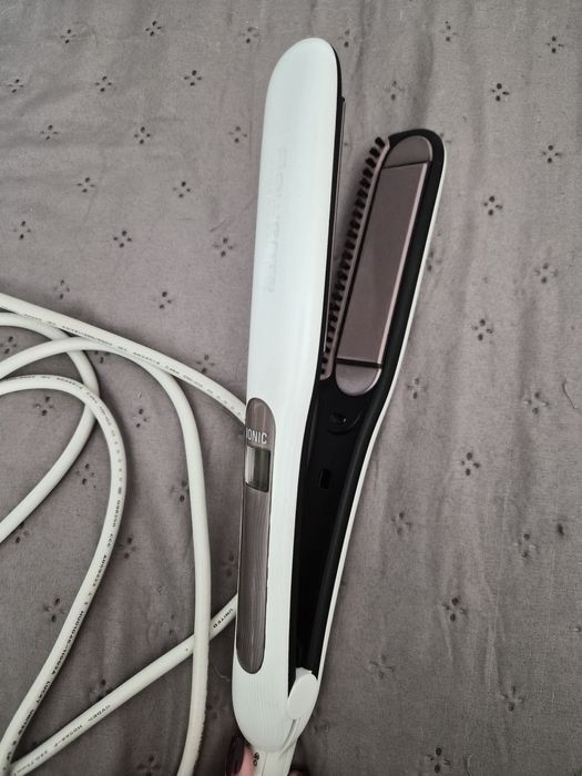 Placa de indreptat parul Rowenta SF7510F0 Brush&Straight Premium Care,
