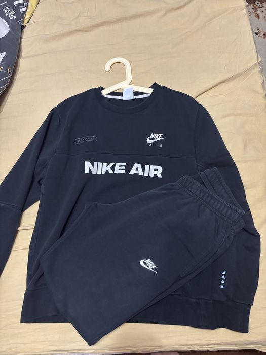 Ангунг на Nike AIR
