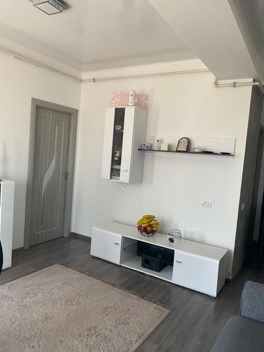De inchiriat apartament 2 camere - zona Veterani