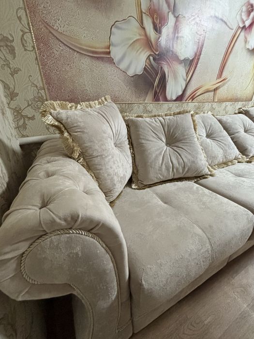 Продам диван в отличном состоянии