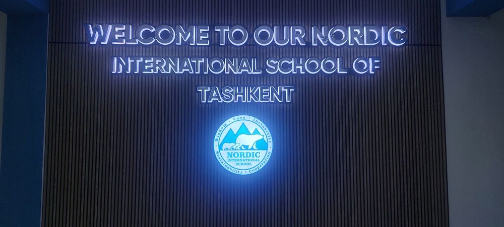 Bukva  Laytboks Banner Orakal