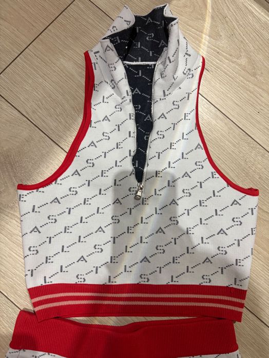 Дамски сет от машинно плетиво