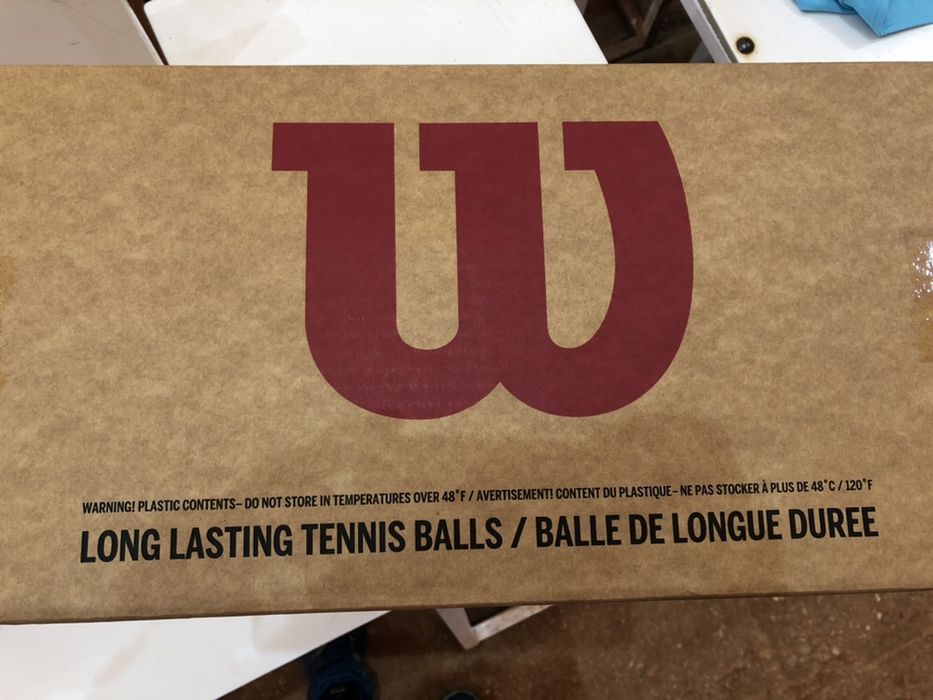 Bax, cutii mingi de tenis Wilson Tour Premier, noi, presurizate!