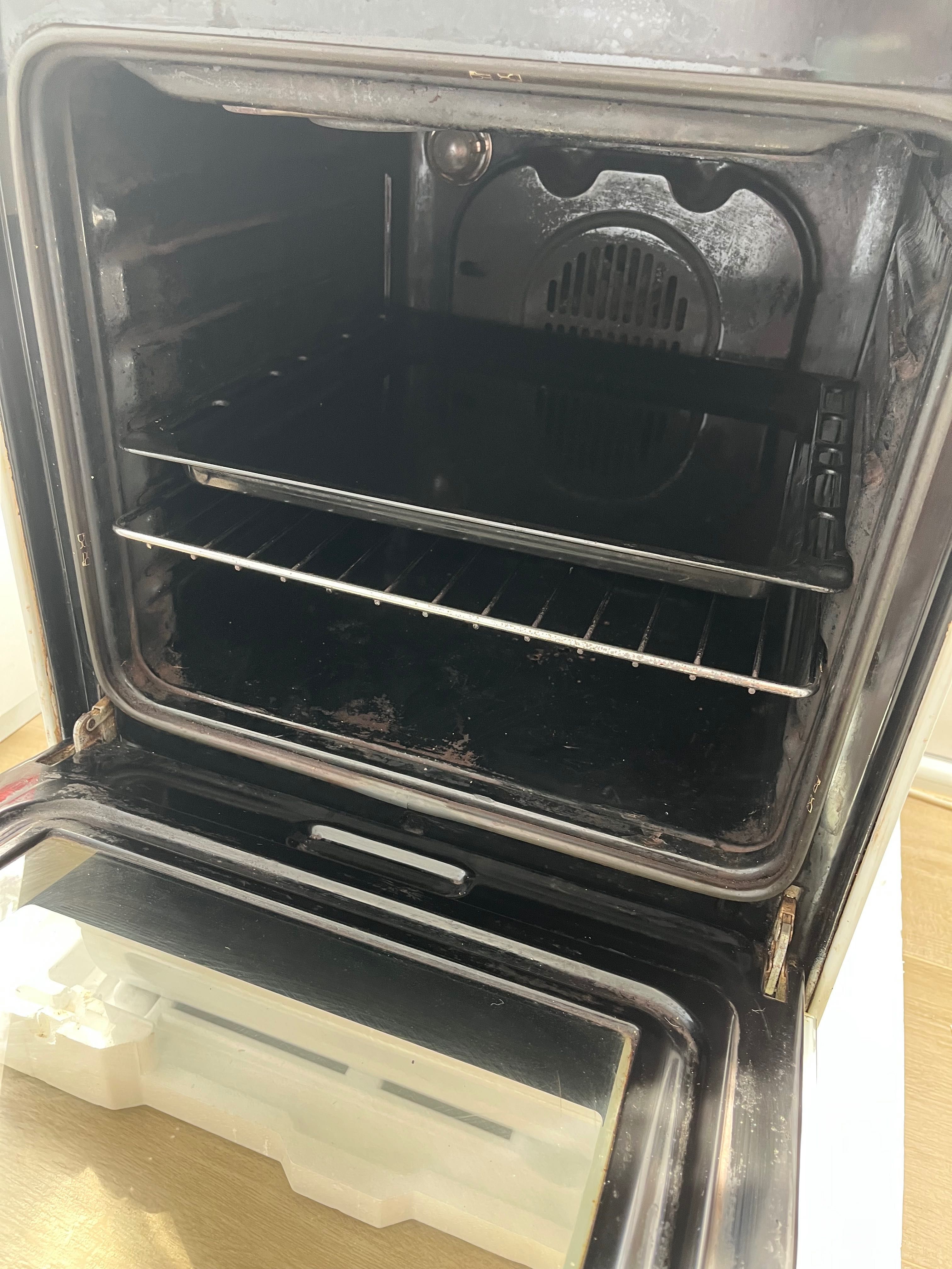 Готварска печка Indesit