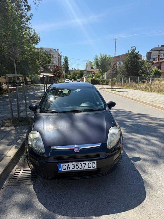 Fiat Punto 1.2 Бензин – 2012 г. – 5 врати – Тъмносин