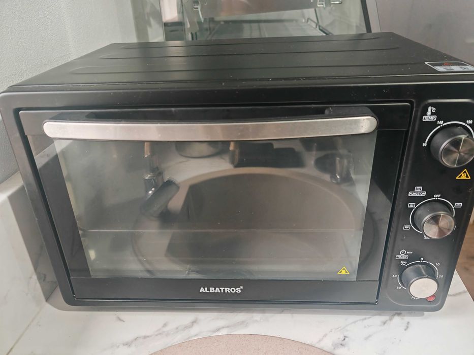 Vând aparate și electronice cafenea