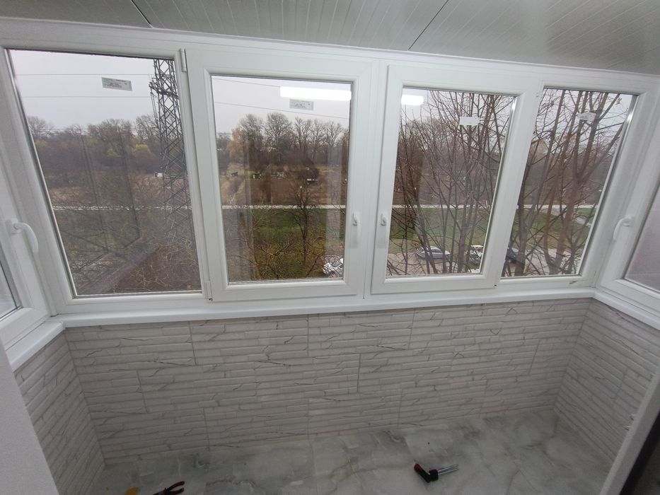 Vând apartament 3 camere MICRO 17