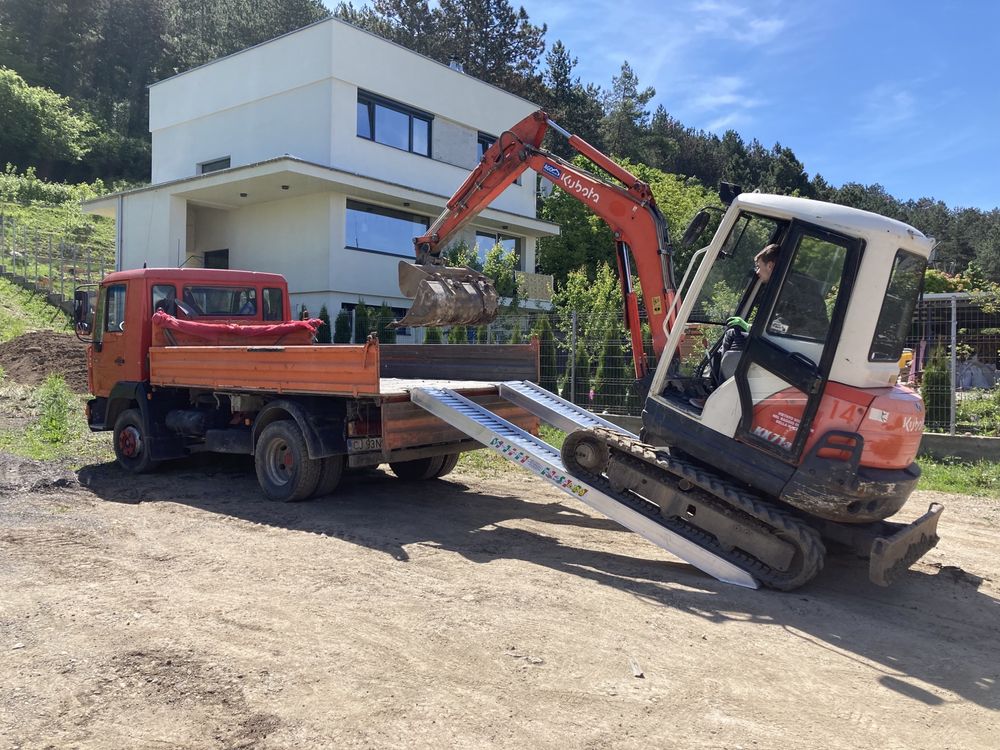 Inchiriez miniexcavator kubota 120 ron/ora si bascula 7,5 tone