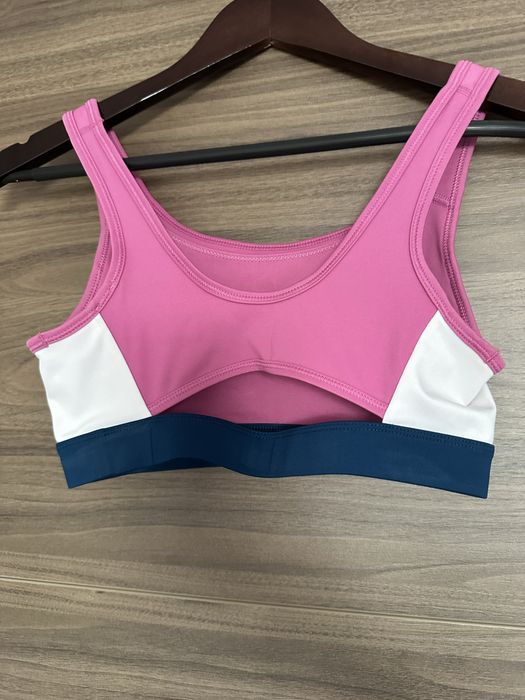 спортно бюстие oysho