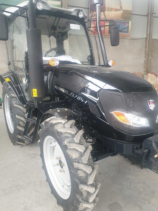 Трактор Farmlead 704-1