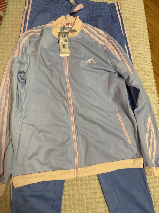 Дамски анцунг Адидас