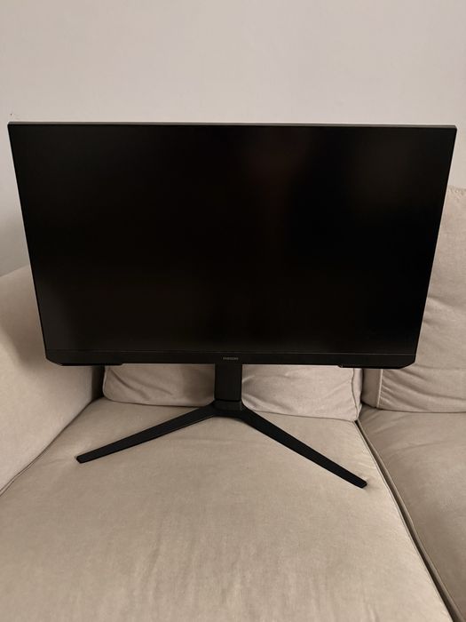 Monitor Gaming - Odyssey G3 24” - -80Hz