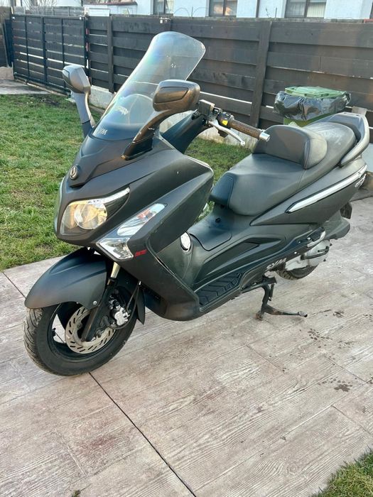 Scuter 125 Sym GTS EVO stare super 2012 LED Revizie efectuata