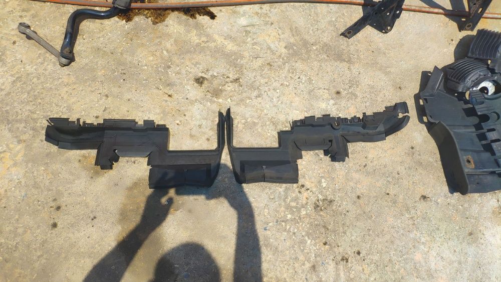 Очиларка Audi A4 A5 8K0 805 594 L оригинална Radiator Support B8 8t