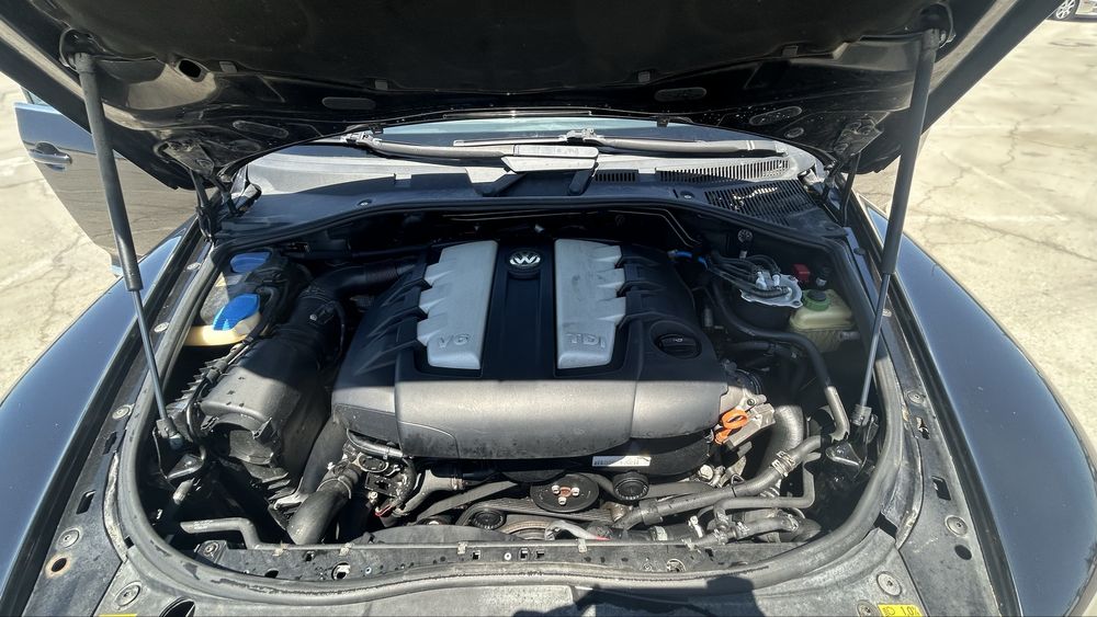 Volkswagen Touareg 3.0 TDI 2005 224 к.с