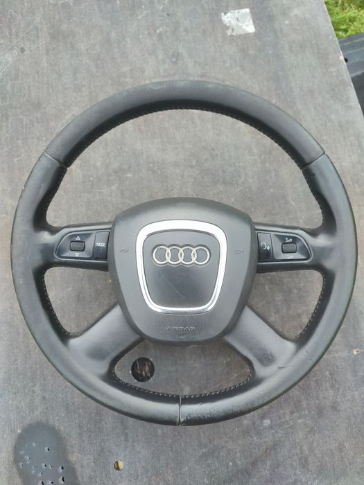 Volan cu comenzi Audi A4 B8 cu comenzi