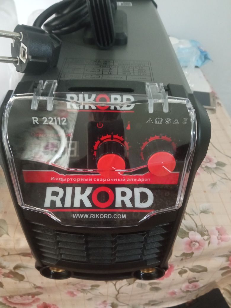 Сварочный аппарат "RIKORD",650000сум..