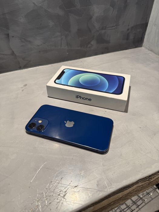КАТО ЧИСТО НОВ Iphone 12 mini blue