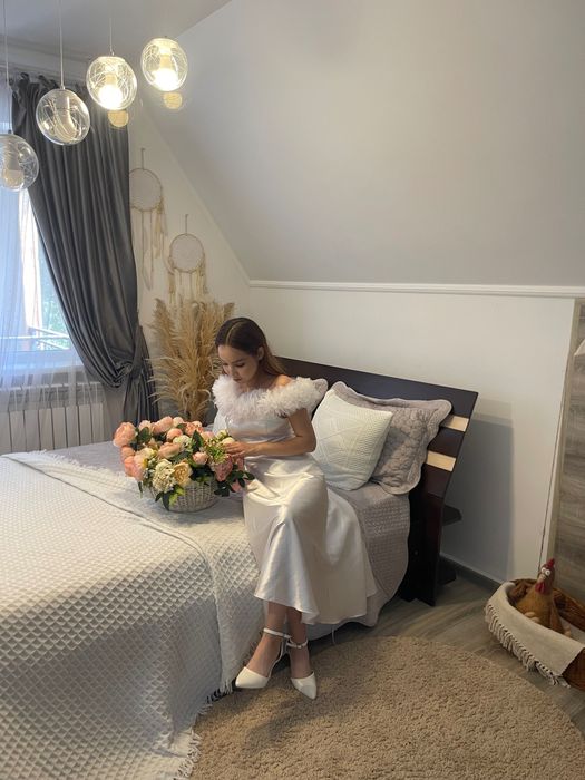 Белое выпускное платье сшитое на заказ