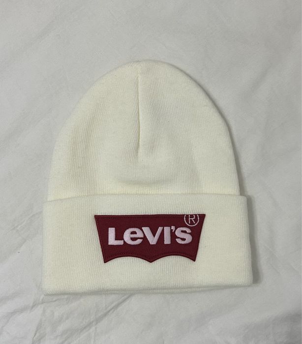 Caciula Levi’s alba adulti