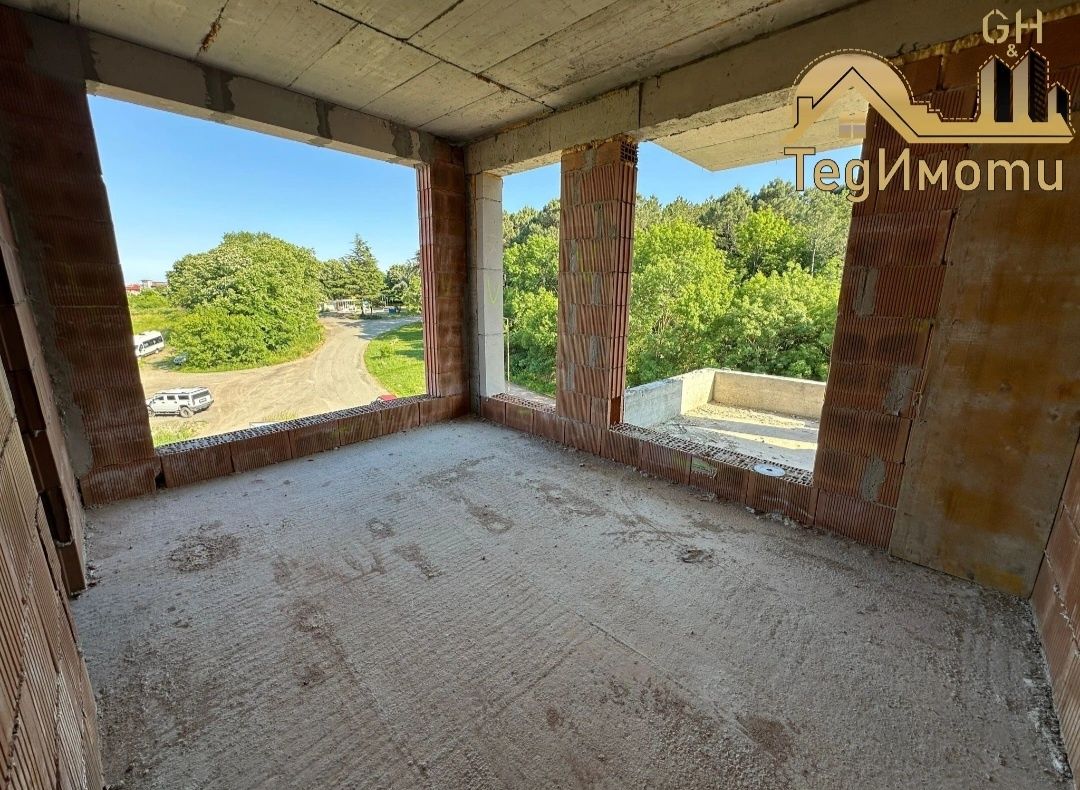 Продава се Тристаен апартамент в Царево - 219 кв.м за 1149 €/кв.м - Снимка #13