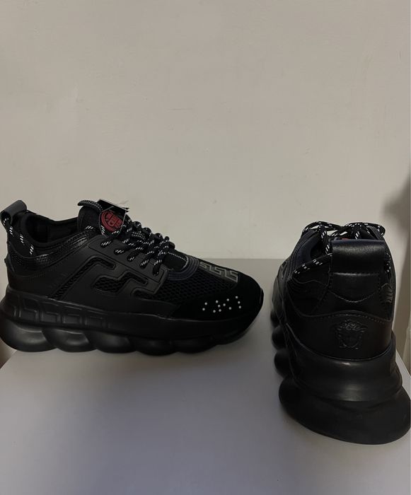 Versace Chain Reaction