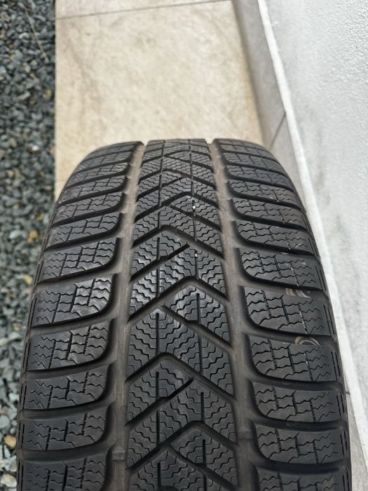 Set anvelope noi 245 40 18 Pirelli Winter SottoZero 3 AO