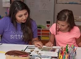 Тьютор, няня,сопровождающая надежная только для женщин и детей