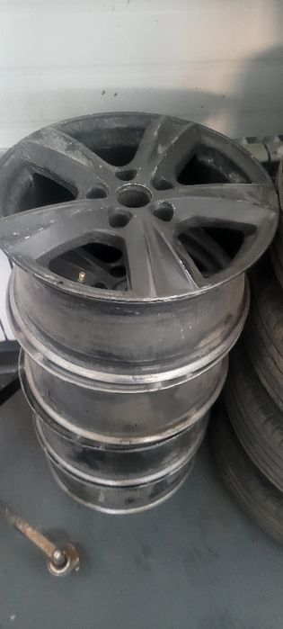 Титанка тайота р16