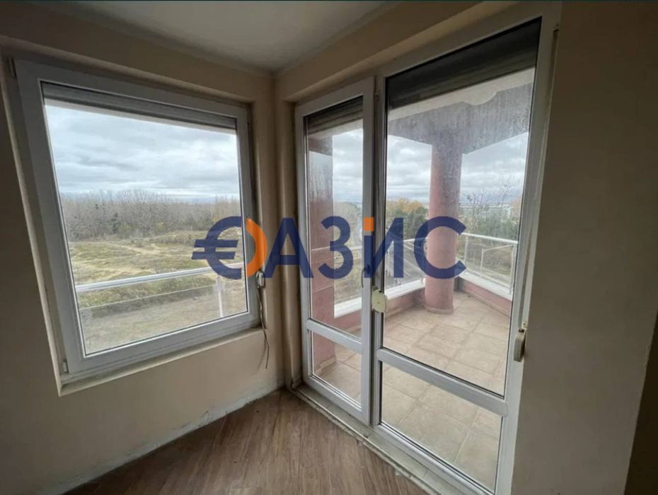 Продава се Четиристаен апартамент в Несебър - 135 кв.м за 1445 €/кв.м - Снимка #2