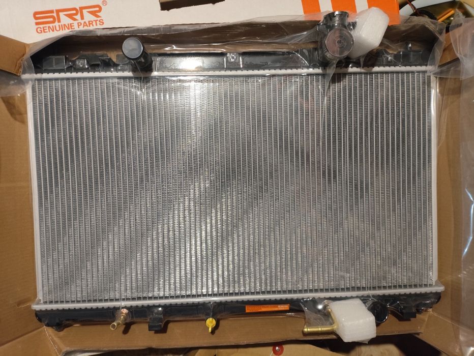 Радиатор охлаждения камри 30,35