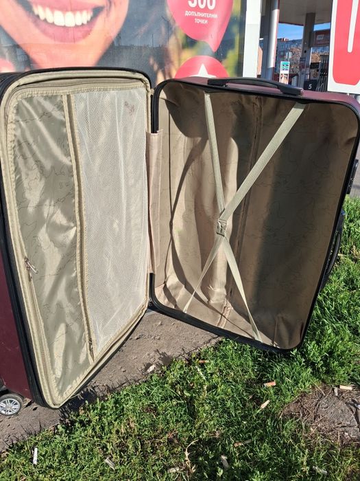 Куфар с колелца голям