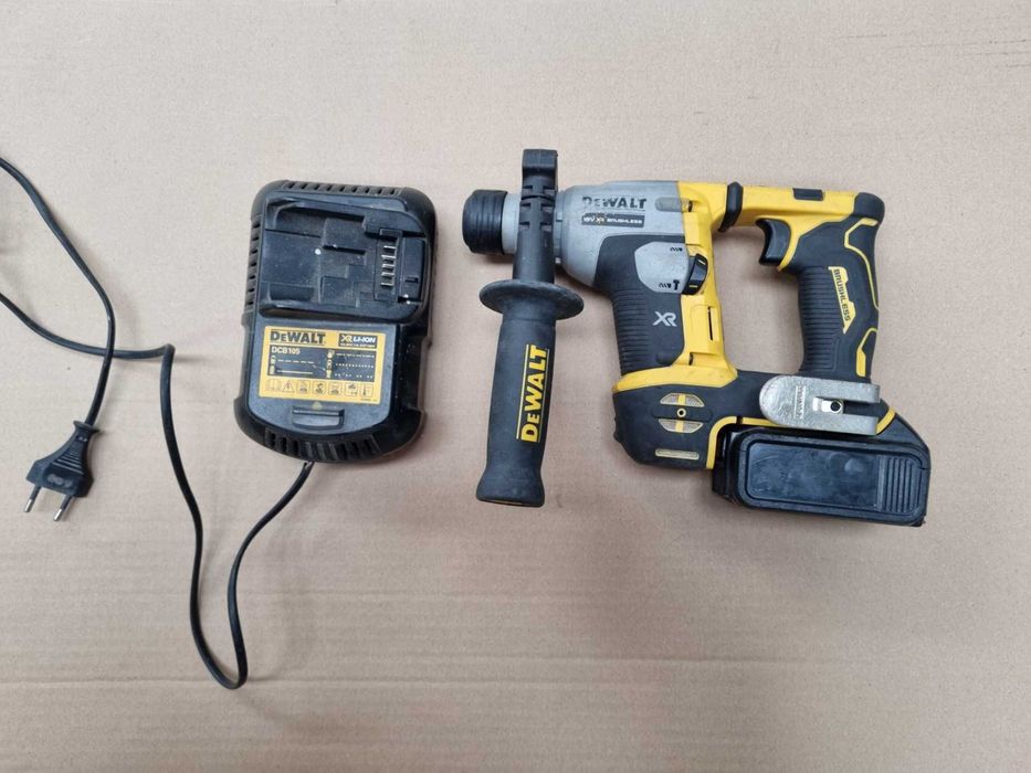 Акумулаторен перфоратор DeWALT DCH172TY1 18 V