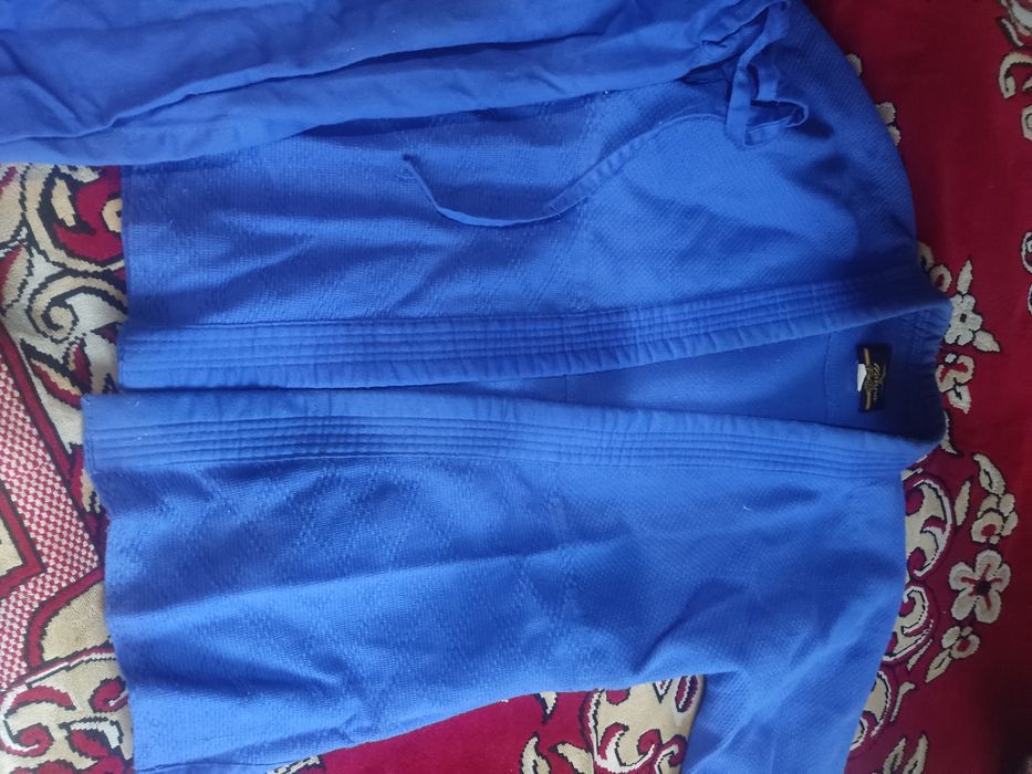 Продам спортивное кимоно