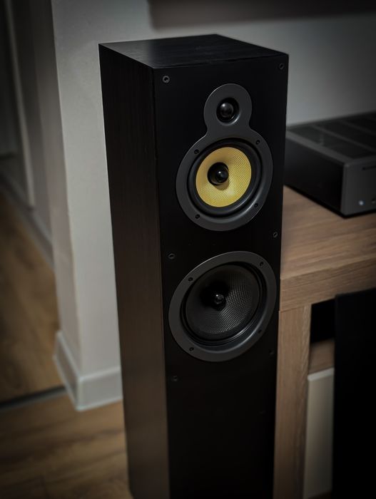 Boxe wharfedale crystal 4.3