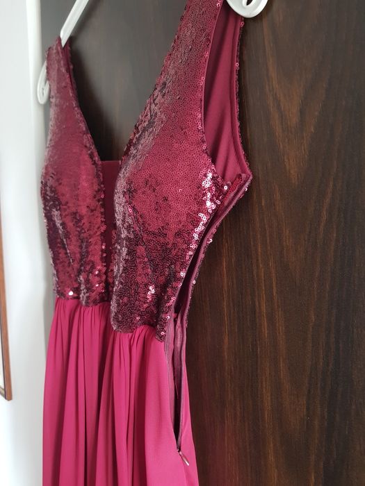 Rochie de gală, model deosebit