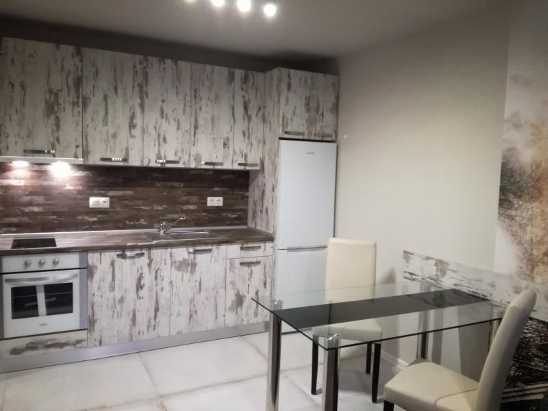 Дава се под наем Двустаен апартамент в София, Студентски град - 64 кв.м за 625 € - Снимка #2