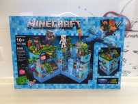 Конструктор Minecraft "Битката във водната пещера" – 503 части