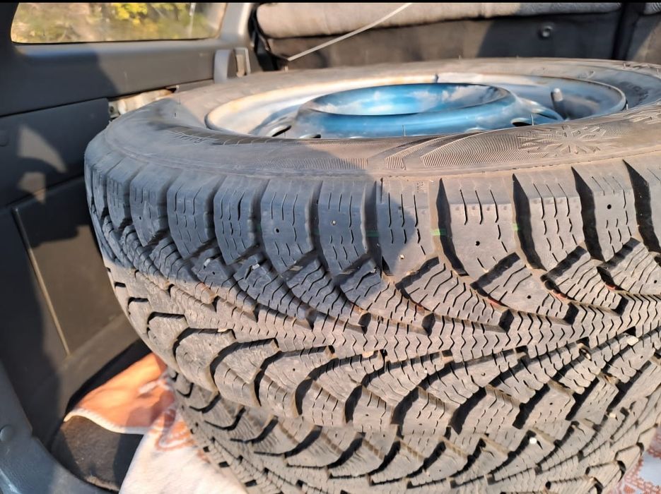 Зимние шины 185.70.Р14 с дисками