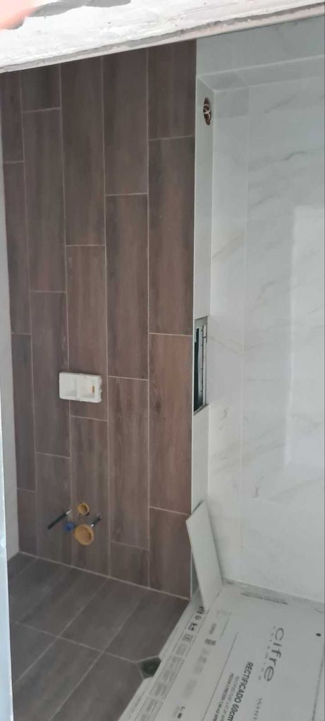 Продава се Четиристаен апартамент в Провадия - 140 кв.м за 858 €/кв.м - Снимка #12