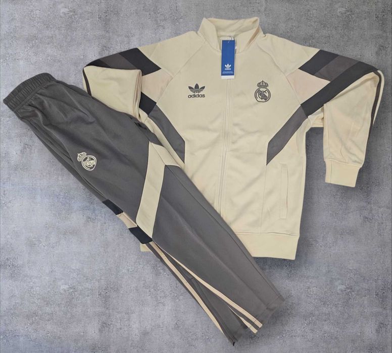 Модел 2025! REAL MADRID / РЕАЛ МАДРИД спортен екип Адидас / Adidas.