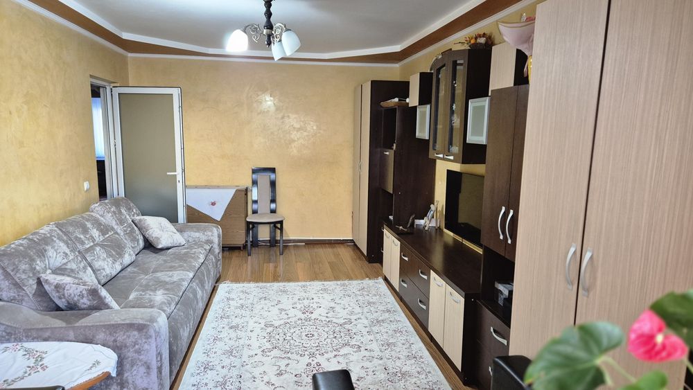 Apartament cu 3 camere Zamca
