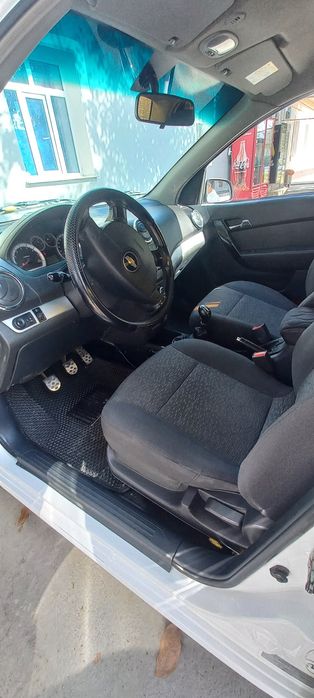 Nexia3 mexanika sotiladi