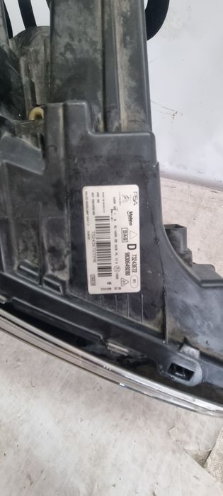 Far dreapta full led citroen C4 2020