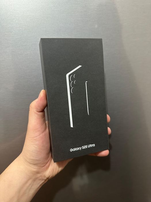 Продам новый запечатанный Samsung S25 Ultra 256г