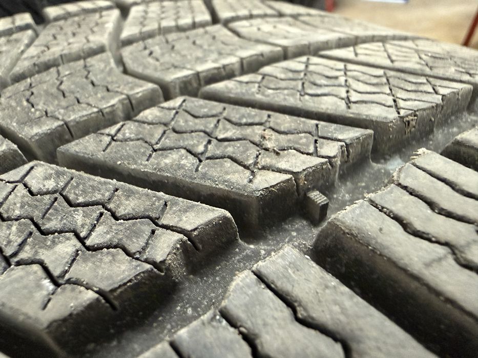 родавам зимни гуми спорт пакет Continental Winter Contact 8S ДОТ 2524