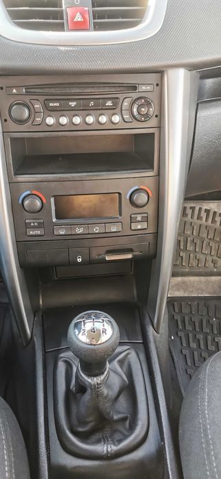 Продавам peugeot 207 1.4 16v ЕКО 4!