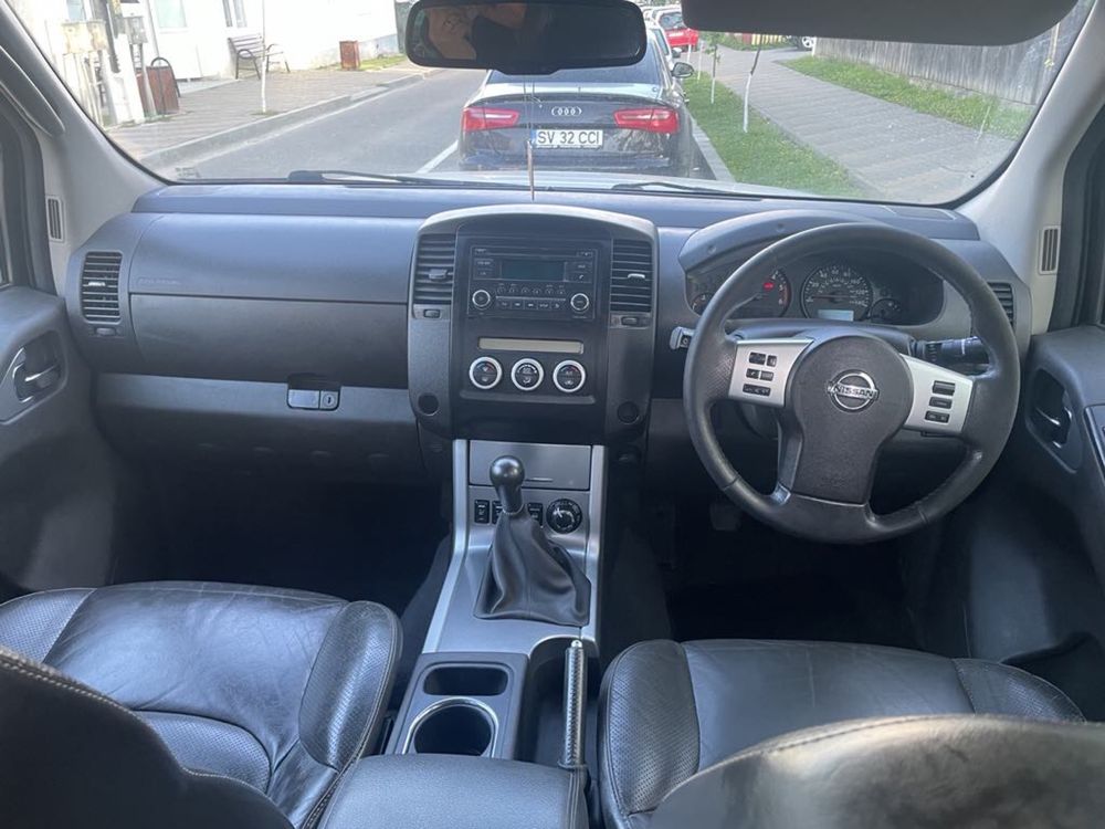 Nissan navara D40 2013